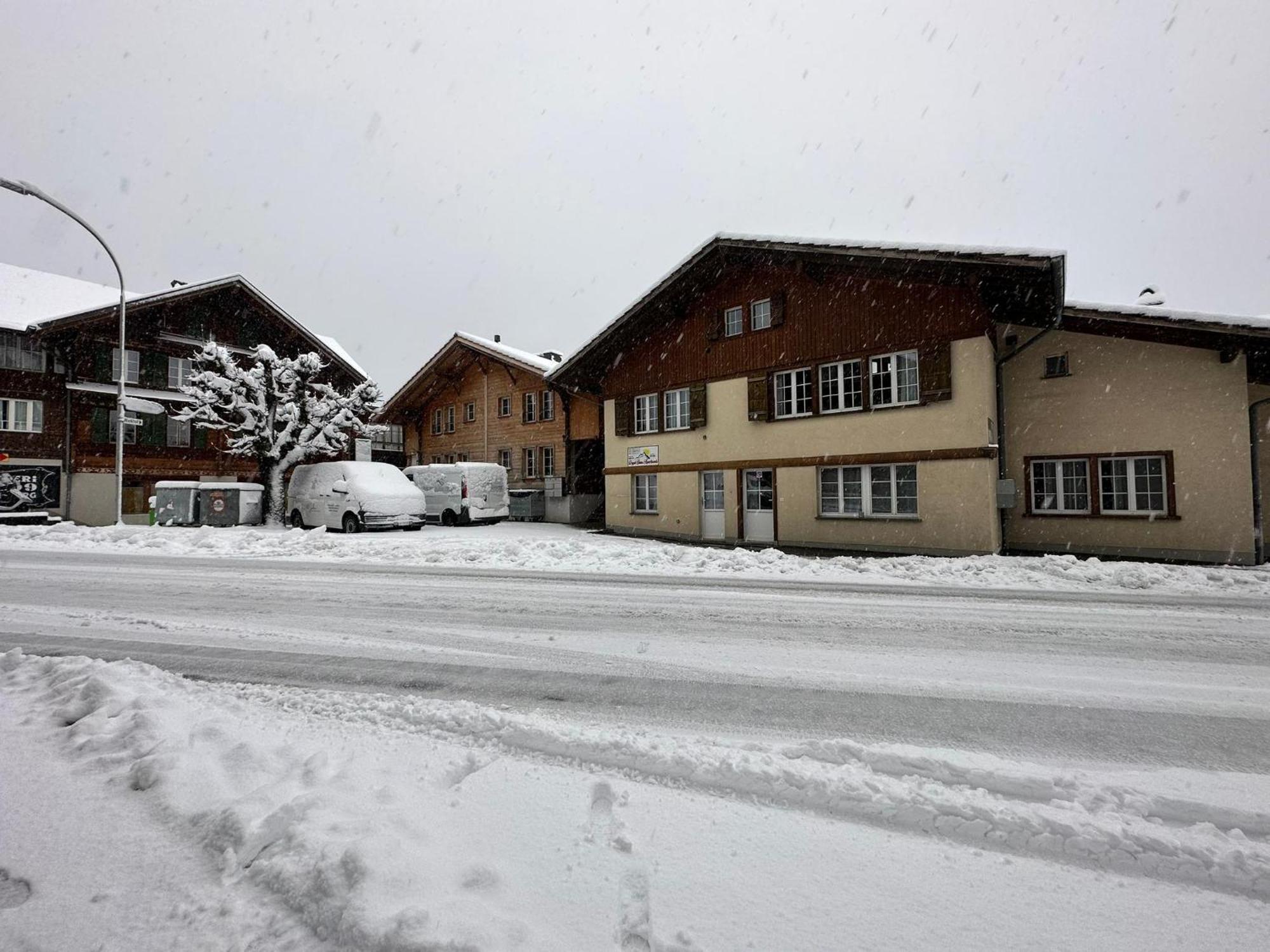 Royal Swiss Apartments Ringgenberg Exteriör bild
